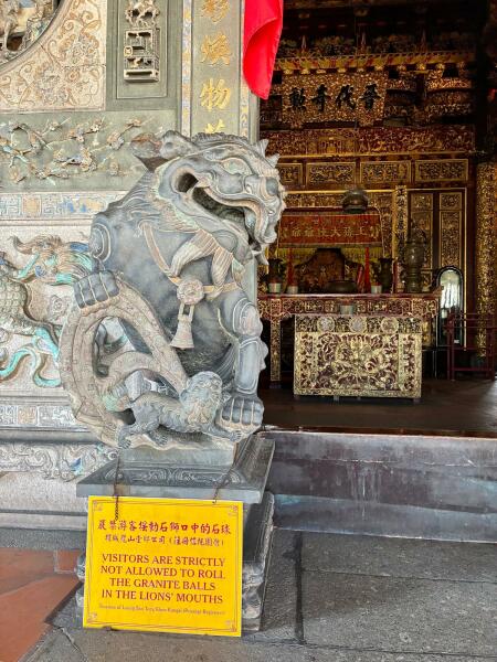 Thread 18 - TalkLair: "That's no moon. It's a space station!"