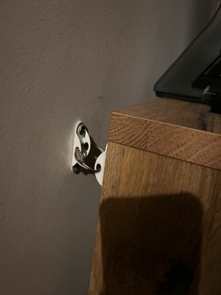 To not fix kallax to the wall?