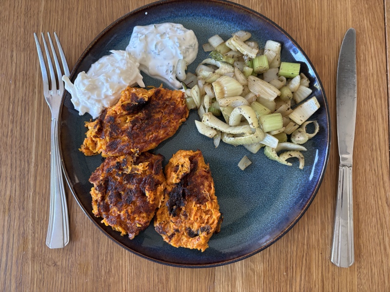 What we ate today in a calorie deficit - whole food  edition (and how do we feel?)