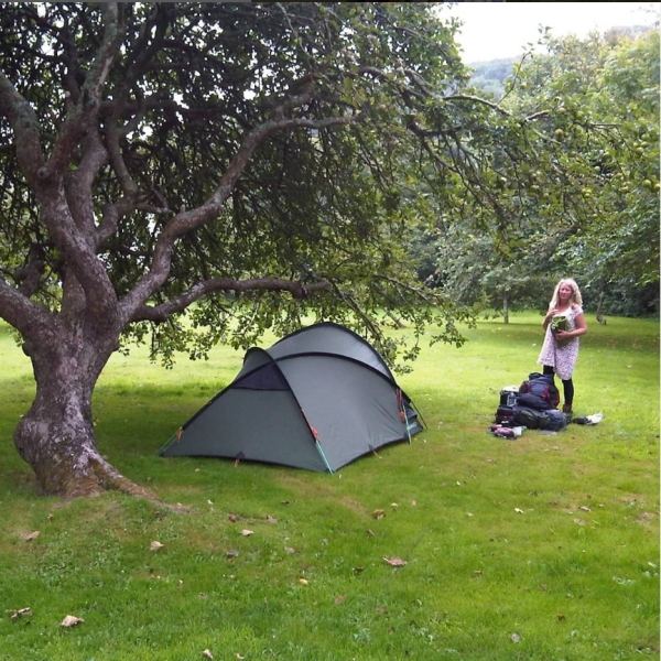 Thread 11: To feel disappointed after reading this in The Observer about the author and her husband from The Salt Path book and film?