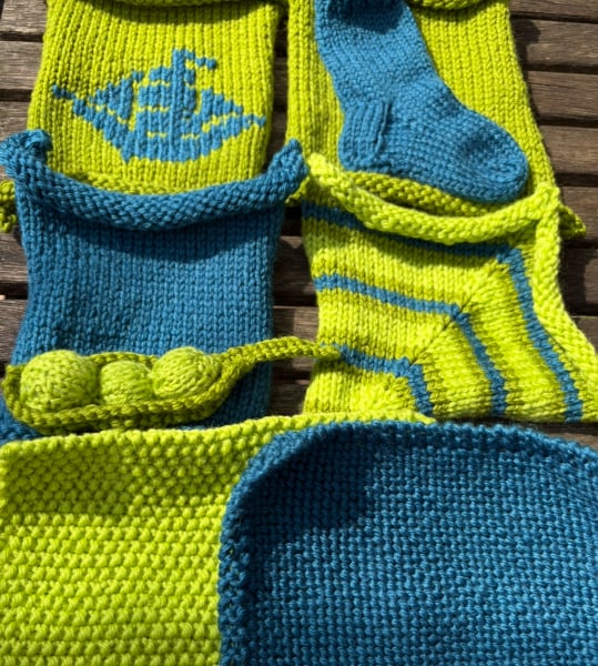 Woolly Hugs. Desperately sad news we are afraid. Making a Blanket for lovely Swashbuckled whose son has tragically died.