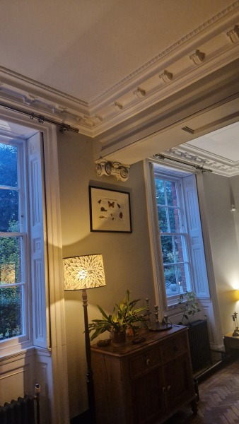 Les Parisiennes des Mamansnet: It's French charm, you know, beheaded people, red wine and blood all over the place - it's romantic, it's normal.