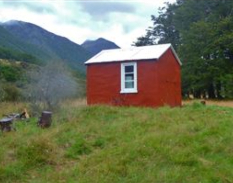 Thread 11: To feel disappointed after reading this in The Observer about the author and her husband from The Salt Path book and film?