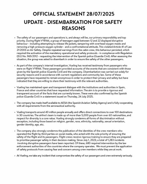 50 Jewish children kicked off plane, female supervisor allegedly beaten to the ground and handcuffed!