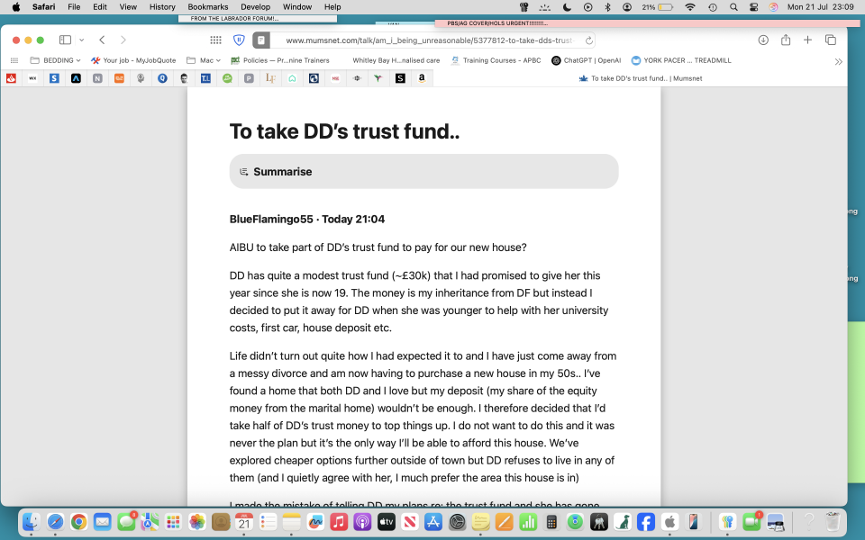 Selecting a thread makes the OP pop up in white