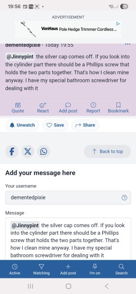 Text box keeping text even after posting