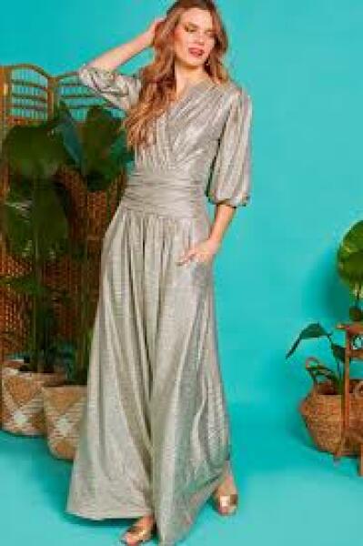 Do black tie dresses need to be a solid colour or is a print acceptable?