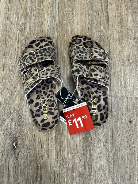 Significant Summer Saving, significantly less spending, super (non) splurging. Frugal folk continue being frugal here. All welcome.