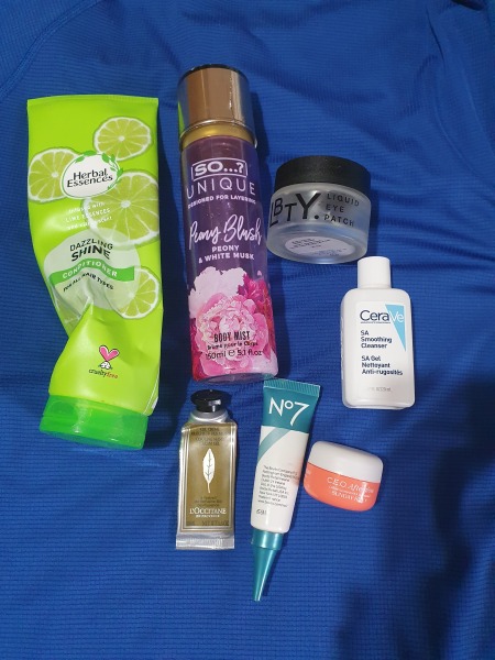 Tempted by beauty treats? Addicted to buying beauty products? Is your collection bursting with favourites? Join fellow beauty lovers in this supportive group!