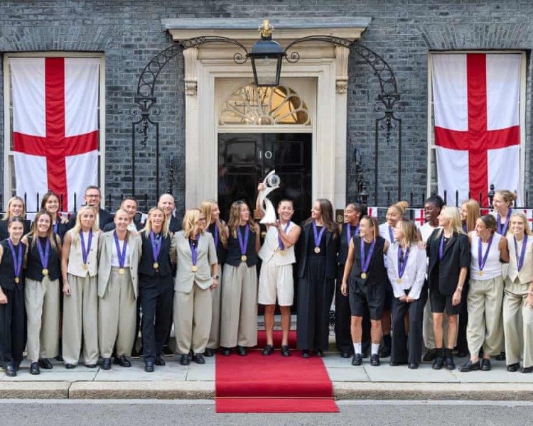 To think the Lionesses' Outfits in this Picture are Ridiculous?