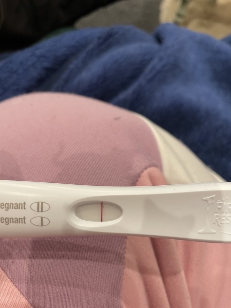 Am I pregnant ? Faint positive or line eyes ?