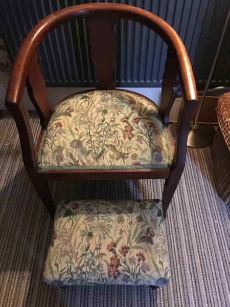 Has anyone learned to reupholster furniture?