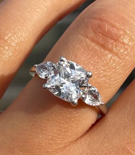 Any nearly engaged folk here? Come show off ya ring!