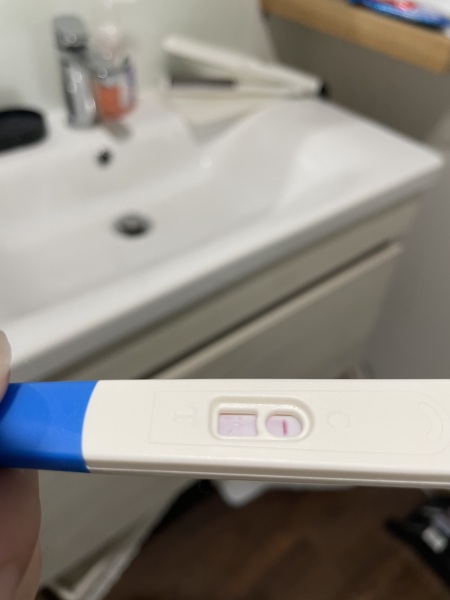 Am I pregnant ? Faint positive or line eyes ?