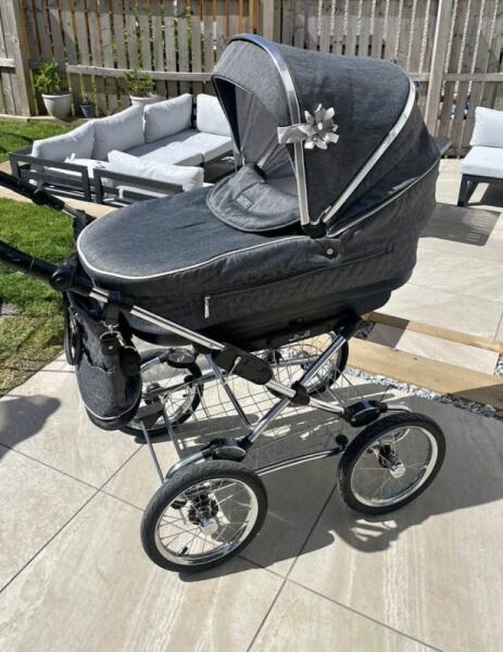 Silver cross pram won’t turn??