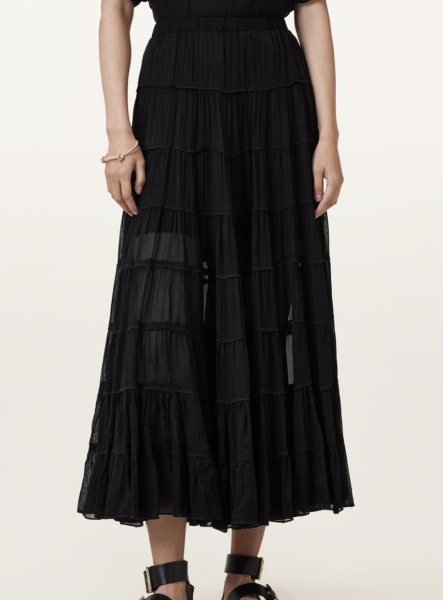 Is this suitable for Christmas wedding?