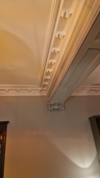 Les Parisiennes des Mamansnet: It's French charm, you know, beheaded people, red wine and blood all over the place - it's romantic, it's normal.