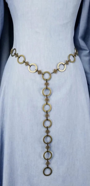 Medieval wedding guest dress - help!