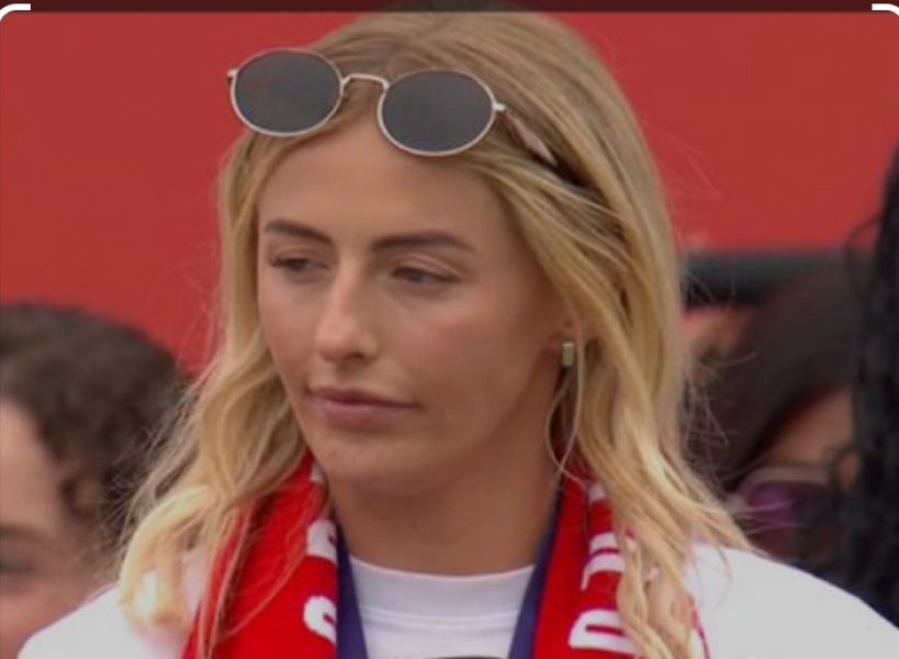 Anyone able to help me find these sunglasses please?