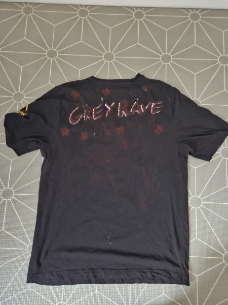 Clothing dye removal