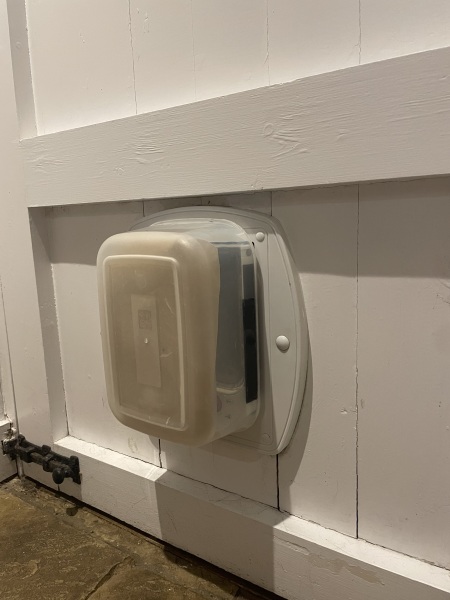 Blocking a cat flap at night