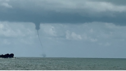 Thread 18 - TalkLair: "That's no moon. It's a space station!"