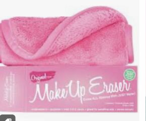 I want to wash my face in the shower and remove my mascara. Does this product exist?