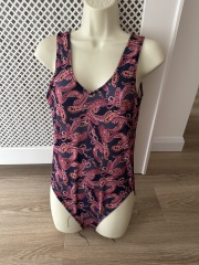 Stitch and bitch thread #11. Where the puns are only sew-sew