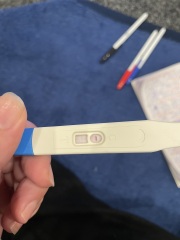 Am I pregnant ? Faint positive or line eyes ?