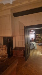 Les Parisiennes des Mamansnet: It's French charm, you know, beheaded people, red wine and blood all over the place - it's romantic, it's normal.