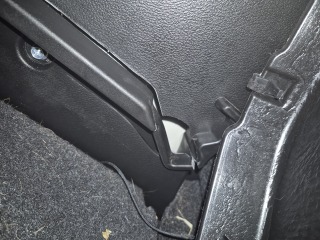 Suzuki s cross plastic inside boot has cracked?