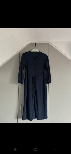Help reviewing my capsule(-ish) wardrobe?