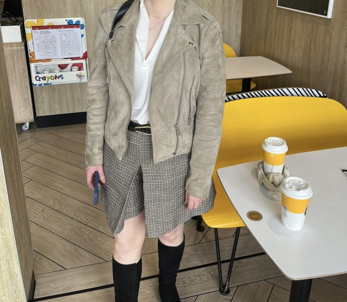What are you wearing and how much did it cost thread three!