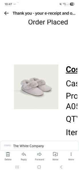 Really comfy hug on your feet slippers