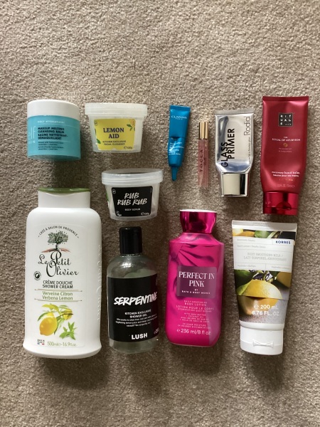 Tempted by beauty treats? Addicted to buying beauty products? Is your collection bursting with favourites? Join fellow beauty lovers in this supportive group!