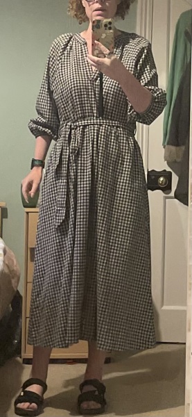Long sleeved linen dresses that don’t fit like sacks