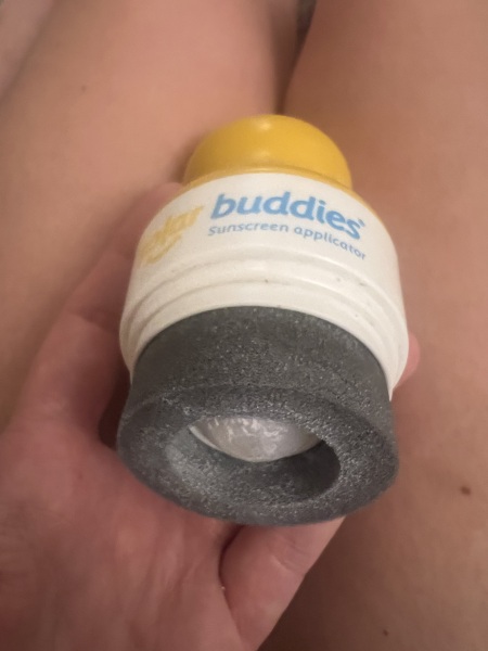 Spray on suncream - is it good? Will it attract mosquitos?