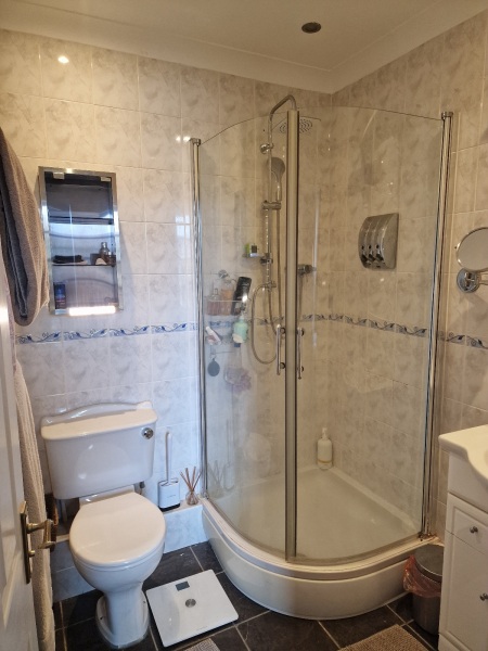 The Bluestocking - holding the line and losing the thread