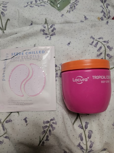 Tempted by beauty treats? Addicted to buying beauty products? Is your collection bursting with favourites? Join fellow beauty lovers in this supportive group!