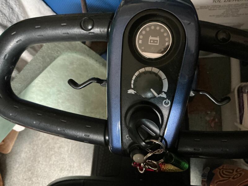 Small rant about control lights on mobility scooters