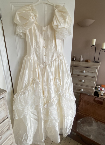 Do you still have your wedding dress??