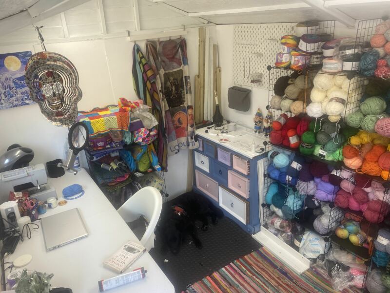 Which writing shed to choose? To write my novel, definitely not a home office set up!