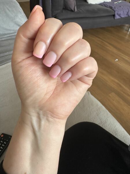 I want to see your nails!