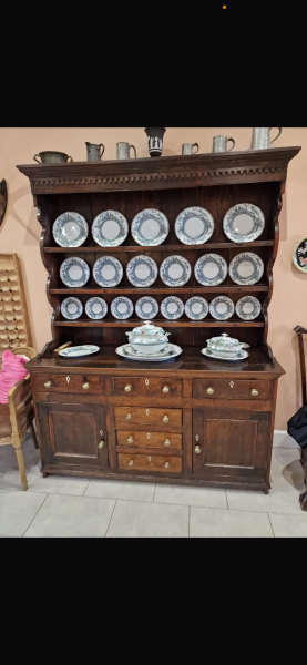 How much would you expect to pay for this Welsh dresser?