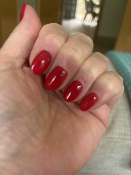 I want to see your nails!