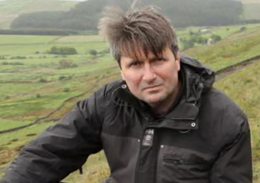 Thread 16: To feel disappointed after reading this in The Observer about the author and her husband from The Salt Path book and film?