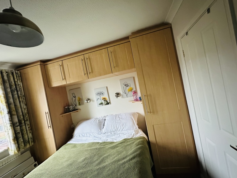 Overhead wardrobe - want to modernise