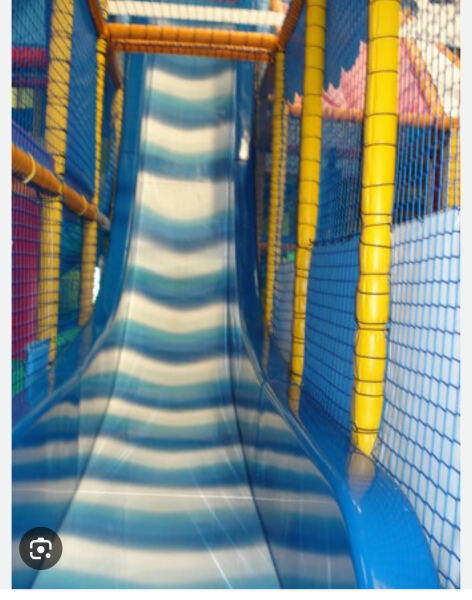 DS 8 banged head on death slide