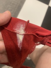 Mucus plug 32 weeks pregant