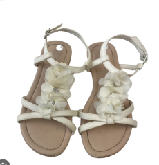 To think girls shouldn’t wear sandals in the park?